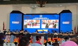 Wisuda STIKes Muhammadiyah Ciamis Luluskan 381 Mahasiswa