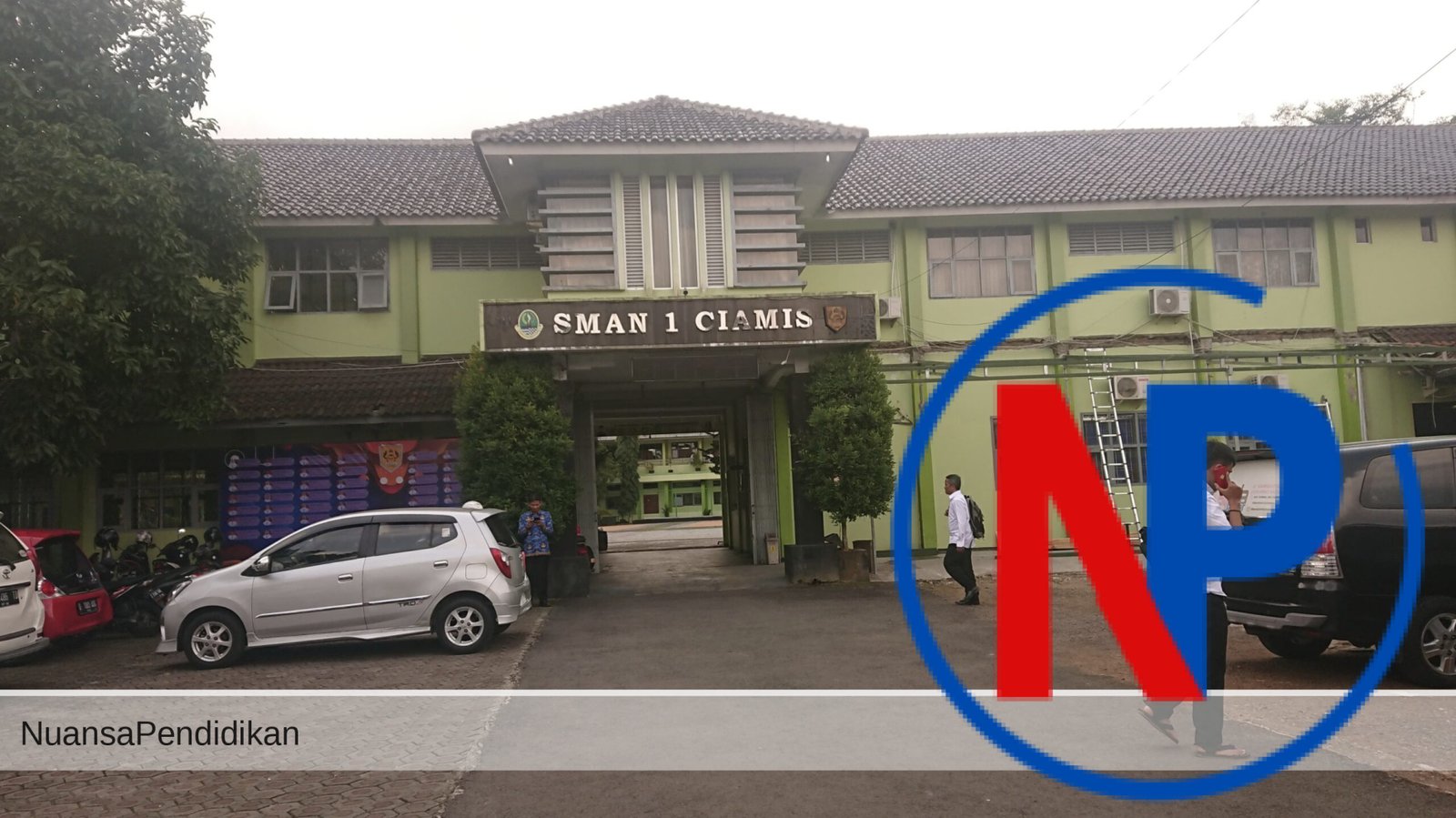 Rantang Kanyaah SMAN 1 Ciamis Salurkan 70 Paket Sembako Rantang Kanyaah SMAN 1 Ciamis Salurkan 70 Paket Sembako