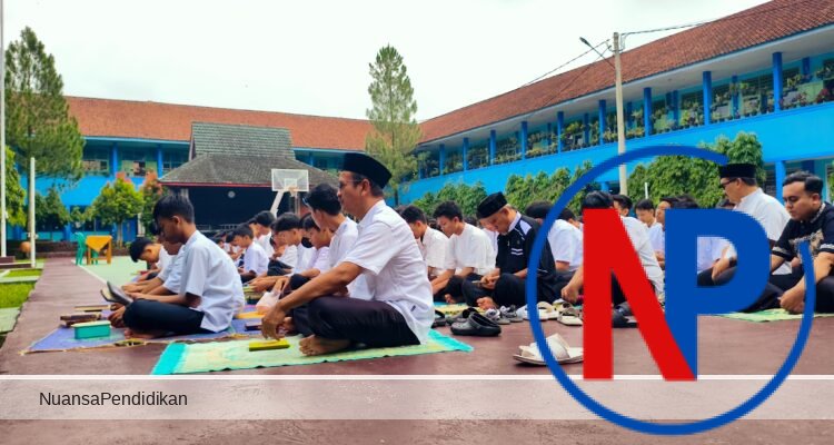 SMPN 1 Ciamis dan Yasinan Setiap Hari Jum'at Bangun Pondasi